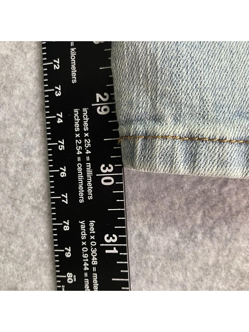 Eddie Bauer Jeans, Women's Size 10, Denim, Light Wash, Straight, Specially Dyed